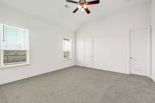 719 Cold Spg Dr, Baytown, TX 77523 - Photo 17