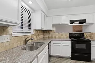 8330 Pebbledowne Dr, Houston, TX 77064 - Photo 19