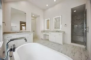 7543 Ciano Ln, Houston, TX 77055 - Photo 17
