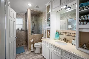 16544 John Silver Rd, Jamaica Beach, TX 77554 - Photo 21