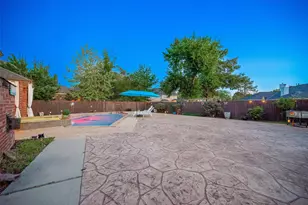 8119 Edenwood Dr, Spring, TX 77389 - Photo 37