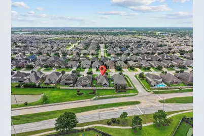 328 Woodway Drive, League City, TX 77573 - Photo 7