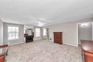 9850 Pagewood Ln, Houston, TX 77042 - Photo 19