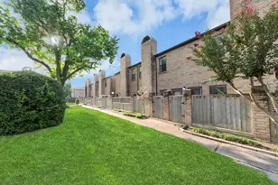 9850 Pagewood Ln, Houston, TX 77042 - Photo 3