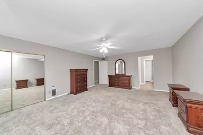 9850 Pagewood Lane #1304, Houston, TX 77042 - Photo 17