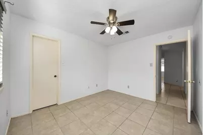 7627 Shoshone Drive, Baytown, TX 77521 - Photo 35