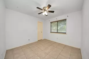 7627 Shoshone Dr, Baytown, TX 77521 - Photo 31