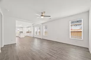 2902 Wind Cave Ln, Iowa Colony, TX 77583 - Photo 7