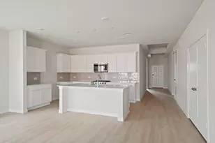 5815 Capri Frst Dr, Katy, TX 77493 - Photo 3