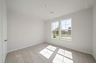 5815 Capri Frst Dr, Katy, TX 77493 - Photo 9