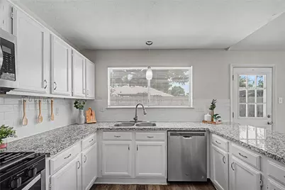 19215 Haystream Drive, Katy, TX 77449 - Photo 15