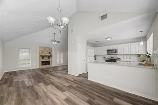 19215 Haystream Dr, Katy, TX 77449 - Photo 13