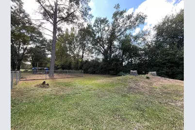 1635 W Galveston Street, Hempstead, TX 77445 - Photo 11