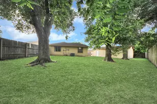 19920 Westcliffe Ct, Cypress, TX 77433 - Photo 9