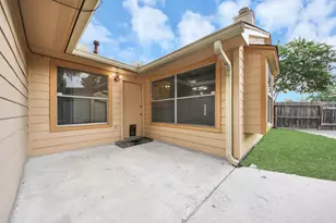 19920 Westcliffe Ct, Cypress, TX 77433 - Photo 5