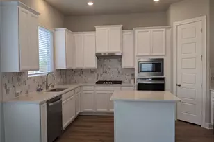 8504 Morning Melody Dr, Houston, TX 77063 - Photo 3