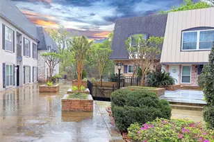 1801 Stoney Brook Dr, Houston, TX 77063 - Photo 3