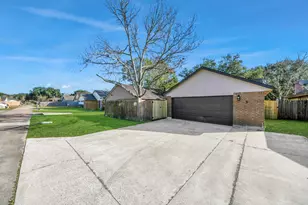 3305 Avenue R, Rosenberg, TX 77471 - Photo 19