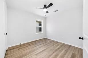 2018 Hampton St, Houston, TX 77088 - Photo 25