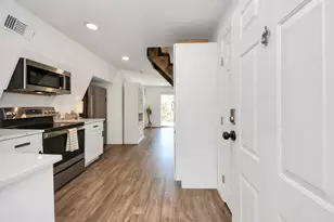 9563 Darkwood St, Willis, TX 77318 - Photo 3