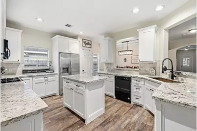 8227 Shady Grove Street, Baytown, TX 77523 - Photo 9