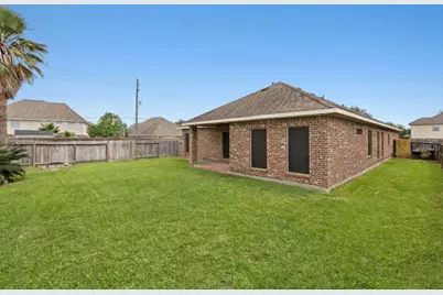 8227 Shady Grove Street, Baytown, TX 77523 - Photo 31