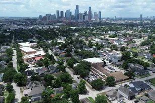 1502 Lee St, Houston, TX 77009 - Photo 13