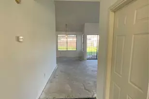 16151 Coyridge Ln, Houston, TX 77053 - Photo 5