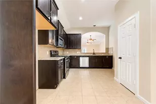 228 Country Crossing Cir, Magnolia, TX 77354 - Photo 11