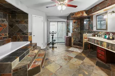 4505 Country Club View, Baytown, TX 77521 - Photo 25