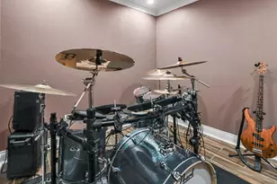 4505 Country Club View, Baytown, TX 77521 - Photo 31