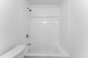 1016 E Tri Oaks Ln Unit 45 Ln, Houston, TX 77043 - Photo 19