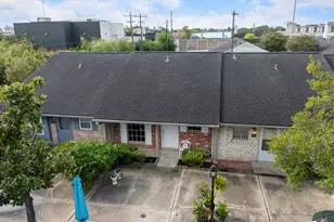1016 E Tri Oaks Ln Unit 45 Ln, Houston, TX 77043 - Photo 27