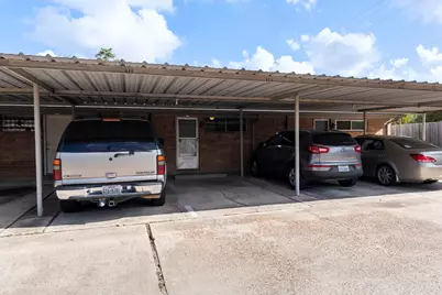 1016 E Tri Oaks Ln Unit 45 Lane #45, Houston, TX 77043 - Photo 35