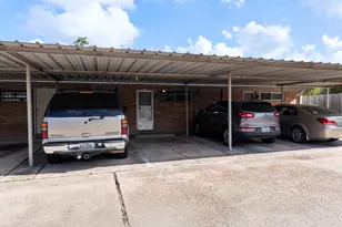 1016 E Tri Oaks Ln Unit 45 Ln, Houston, TX 77043 - Photo 35