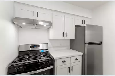 1016 E Tri Oaks Ln Unit 45 Lane #45, Houston, TX 77043 - Photo 11