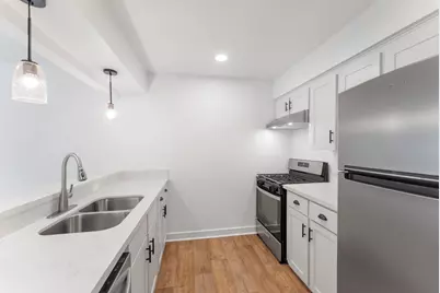 1016 E Tri Oaks Ln Unit 45 Lane #45, Houston, TX 77043 - Photo 7