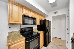 17331 Red Oak Dr, Houston, TX 77090 - Photo 21