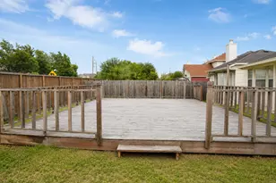 15154 Kingsbridge Way, Houston, TX 77083 - Photo 11