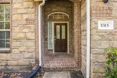 5315 Lilac Grove Lane, Rosharon, TX 77583 - Photo 3