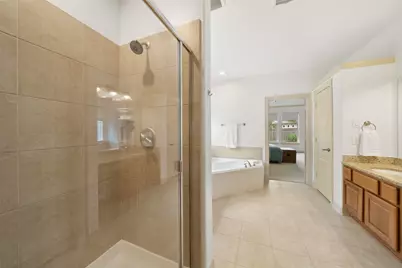 15 Heather Bank Place, The Woodlands, TX 77382 - Photo 21