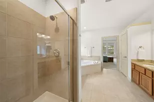 15 Heather Bank Pl, The Woodlands, TX 77382 - Photo 21