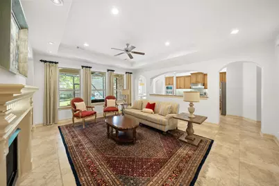 15 Heather Bank Place, The Woodlands, TX 77382 - Photo 11