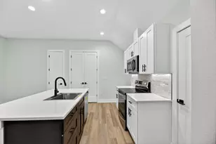 6107 Palm Cir, Austin, TX 78741 - Photo 25