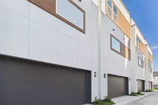 2427 Harrington St, Houston, TX 77026 - Photo 3