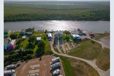438 Private Road 670, Matagorda, TX 77457 - Photo 5