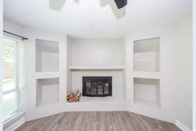 16418 Blackhawk Boulevard, Friendswood, TX 77546 - Photo 3