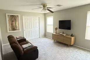 1306 Reedpoint Dr, Houston, TX 77090 - Photo 5
