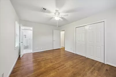5615 Burlinghall Drive, Houston, TX 77035 - Photo 15