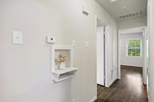 5615 Burlinghall Dr, Houston, TX 77035 - Photo 17